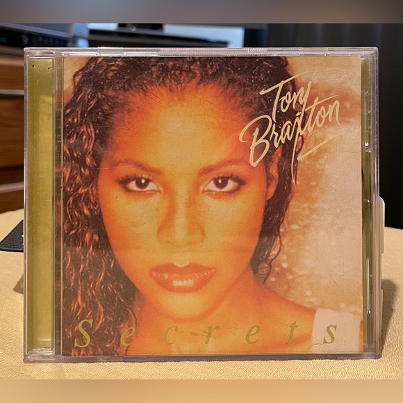 SECRETS by TONI BRAXTON (CD, 1996) MINT - Picture 1 of 13